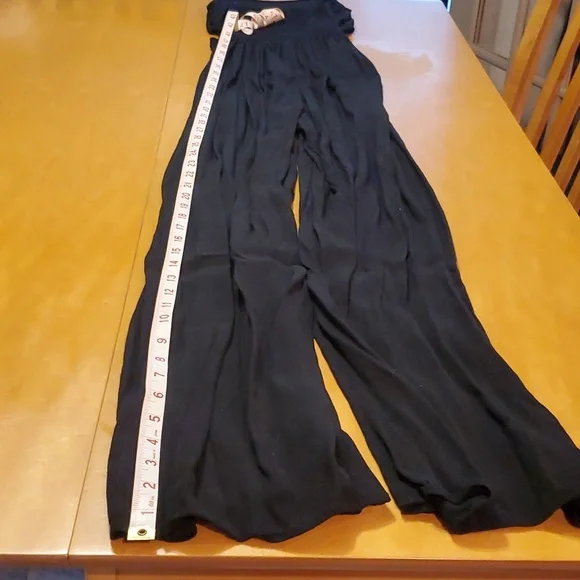 Express Women's  XS Pantsuit, all black waist peekaboo cutouts◾️great condition - Picture 5 of 9